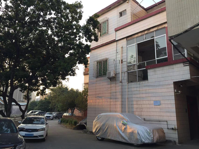 只要2500元每月 南海区石啃社区四村霍西后边涌整栋出租 只要2500元每月 南海区石啃社区四村霍西后边涌整栋出租