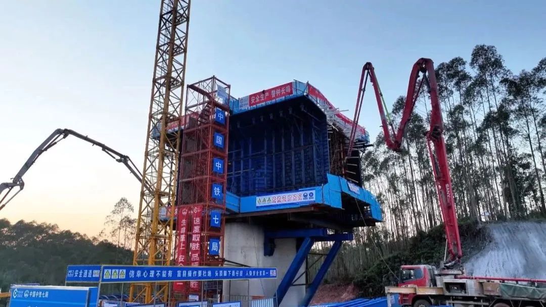 广湛高铁进展+1!佛山人:生蚝我来了! 广湛高铁进展+1!佛山人:生蚝我来了!