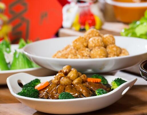 美高梅新春报喜迎祥龙 美高梅新春报喜迎祥龙